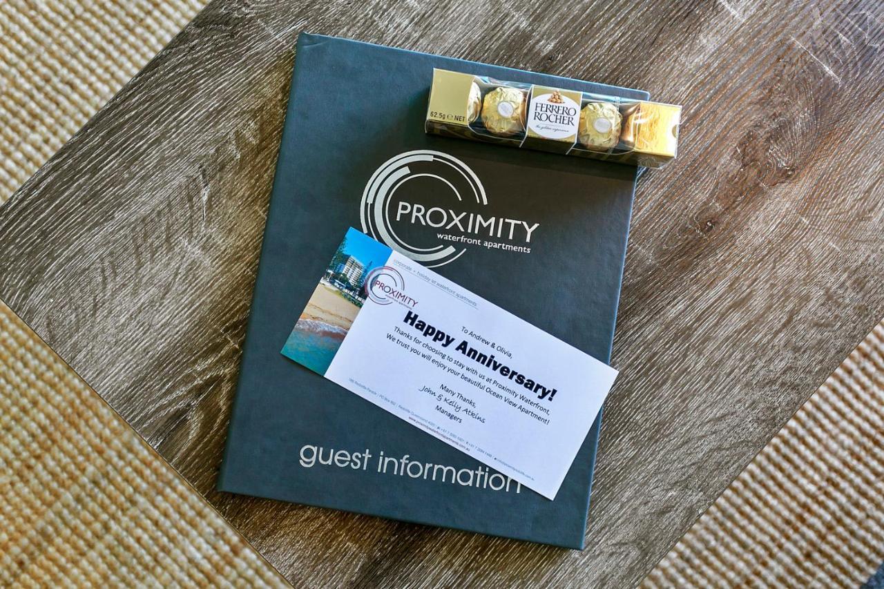 Proximity Waterfront Apartments Редклиф Екстериор снимка