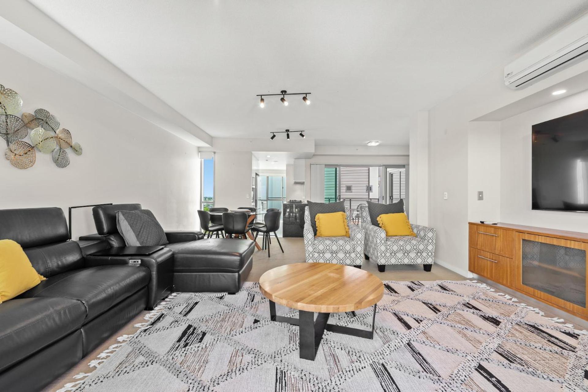 Proximity Waterfront Apartments Редклиф Екстериор снимка