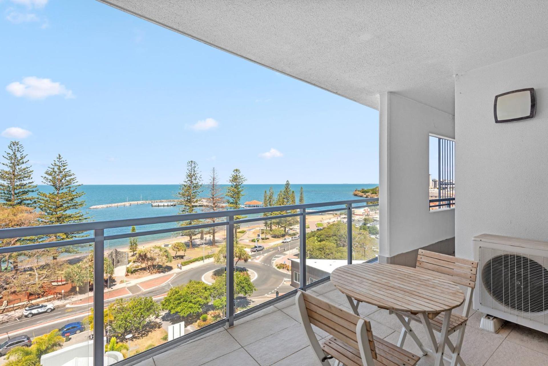 Proximity Waterfront Apartments Редклиф Екстериор снимка