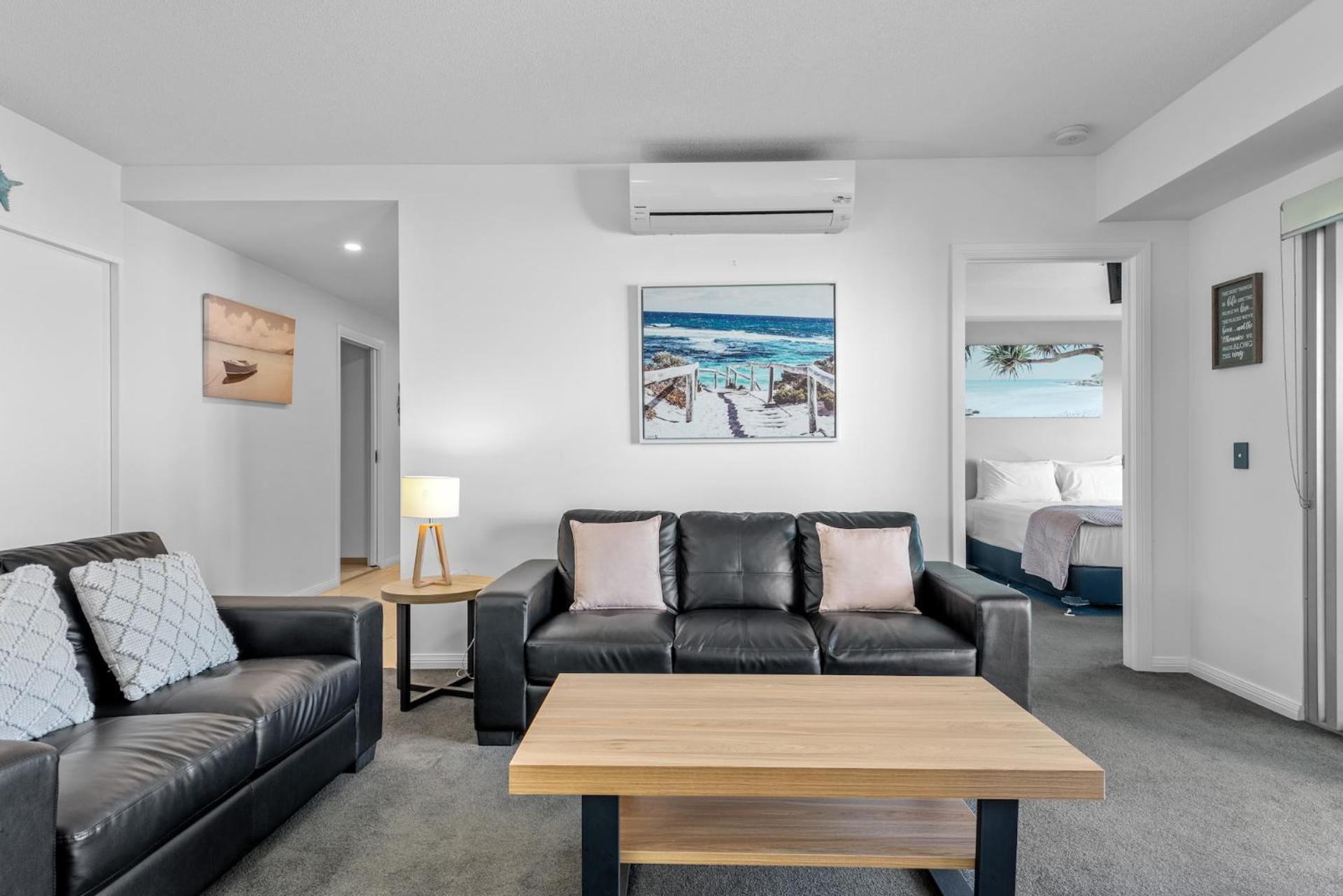 Proximity Waterfront Apartments Редклиф Екстериор снимка