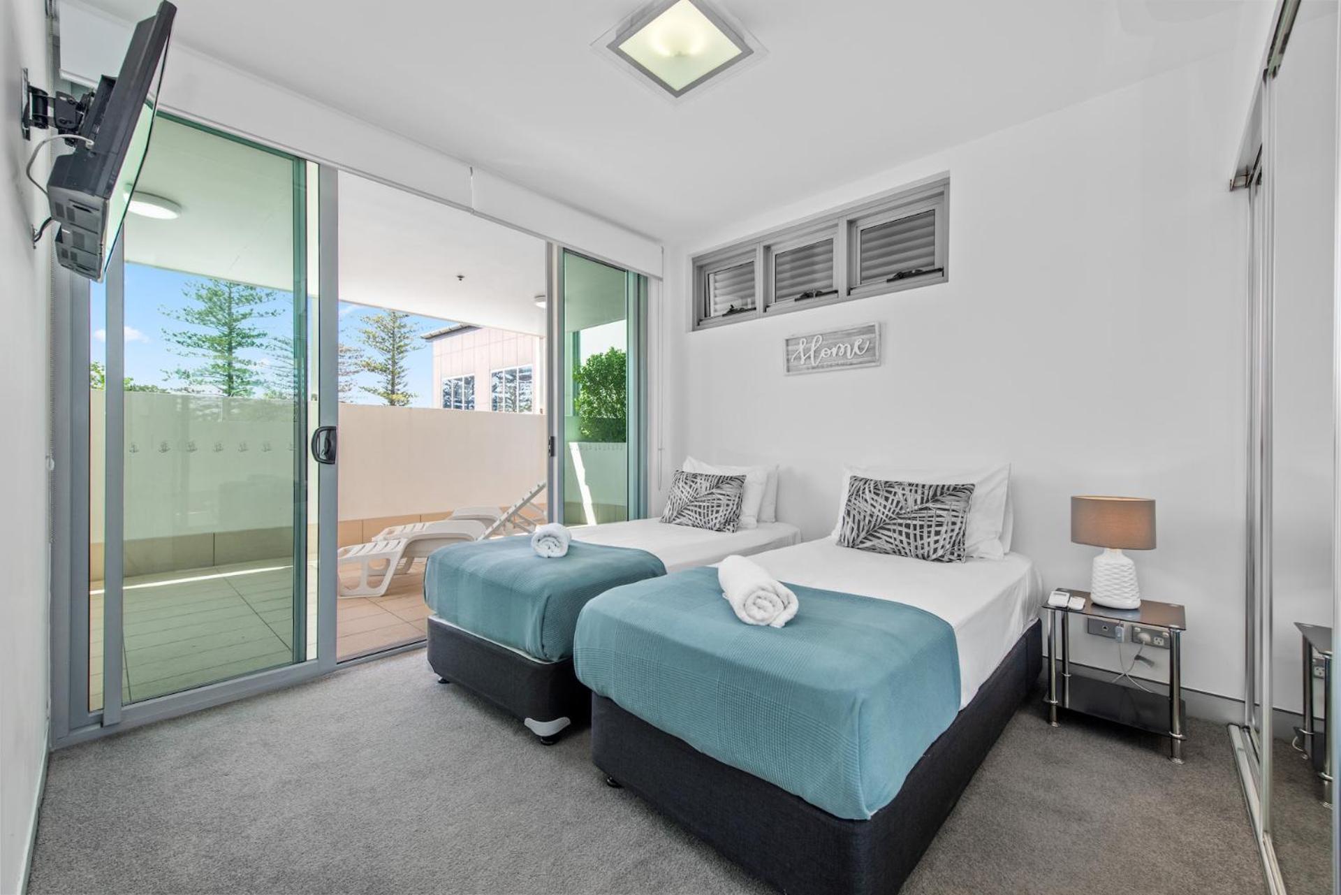 Proximity Waterfront Apartments Редклиф Стая снимка